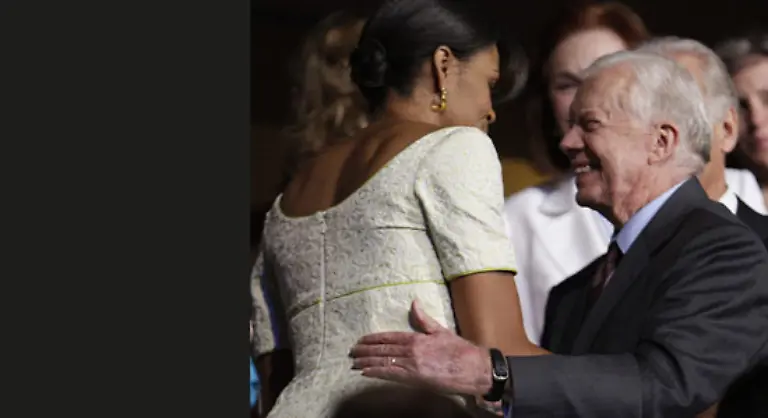 und-Maechtigen-Foto-mit-Ex-US-Praesident-Jimmy-Carter-sollte-sie-umgehen-koennen