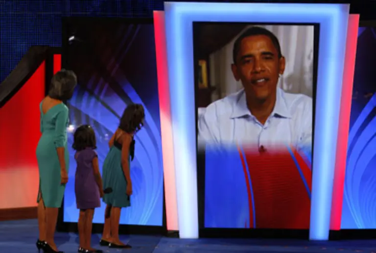 Aber-mit-jedem-Tag-den-die-USA-tiefer-in-die-Immobilien-und-Finanzkrise-rutschte-wuchs-der-Wunsch-der-Menschen-nach-einer-neuen-Politik