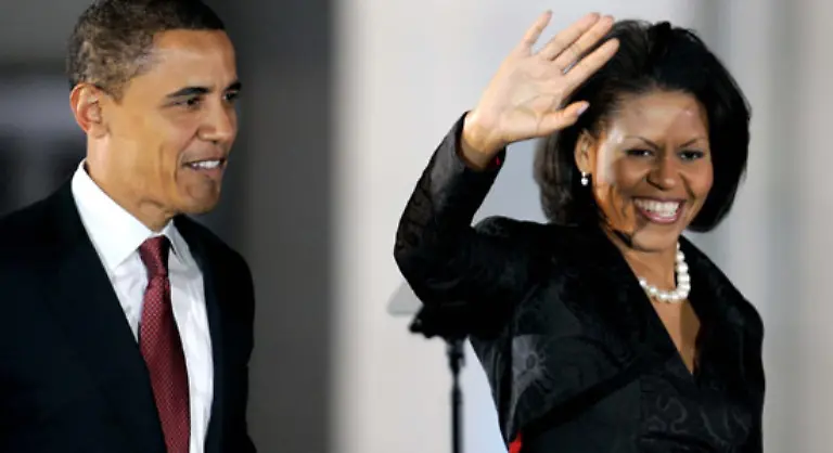 wurde-Michelle-Obama-bereits-der-Titel-Schwarze-Jacqueline-Kennedy-zugewiesen
