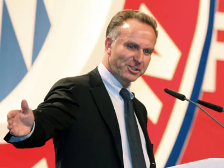 Vorstandschef-Karl-Heinz-Rummenigge-legte-vor-dem-Spiel-beim-AC-Florenz-nach-Er-soll-gut-spielen-und-Tore-schiessen-und-ansonsten-die-Klappe-halten