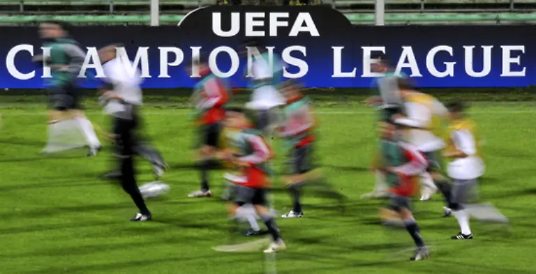 Als-Tabellenfuehrer-der-Gruppe-F-konnte-sich-der-FC-Bayern-Muenchen-eigentlich-entspannt-zuruecklegen-Wenn-sie-dieses-Spiel-nicht-verlieren-sind-sie-dem-Achtelfinale-ein-grosses-Stueck-naeher