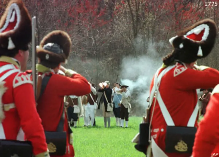 16-Am-19-April-1775-kommt-es-bei-Lexington-und-Concord-in-Massachusetts-zu-den-ersten-Gefechten-zwischen-amerikanischen-Patrioten-und-britischen-Truppen