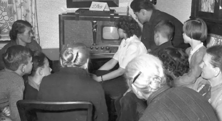 Allein-in-privaten-Haushalten-lassen-sich-rund-20-bis-30-Prozent-der-Energiekosten-einsparen-ohne-dass-wir-auf-viele-unserer-liebgewonnenen-Gewohnheiten-verzichten-muessen