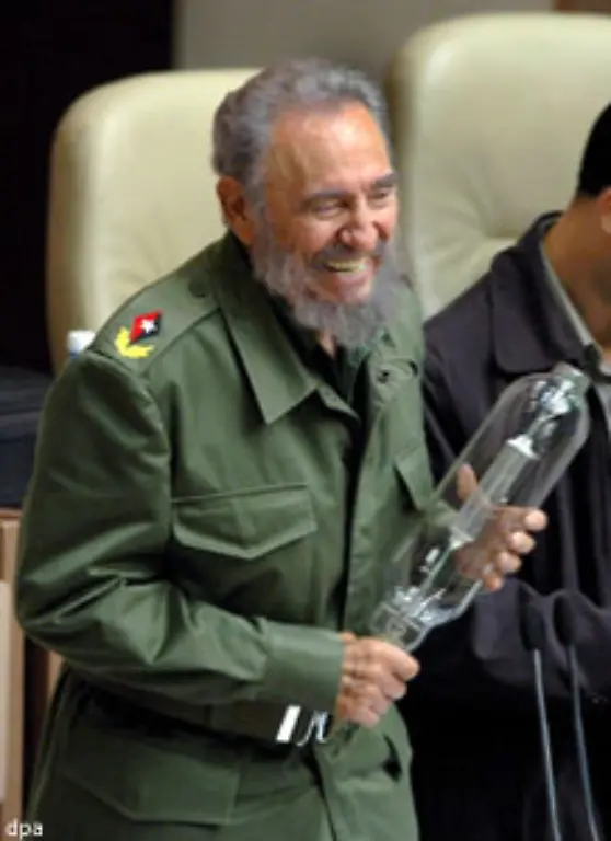 So-verursachen-Energiesparlampen-um-80-Prozent-geringere-Stromkosten-und-Kohlendioxid-Emissionen-Die-besten-Energiesparlampen-finden-Sie-unter-www-ecotopten-de