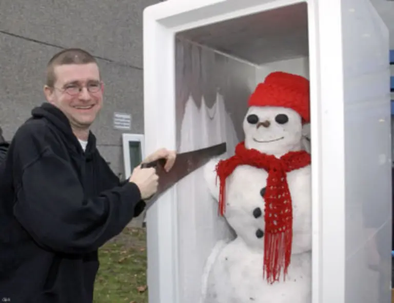 Geben-Sie-keine-warmen-Speisen-in-den-Kuehlschrank-Gefrorenes-zum-Auftauen-aber-immer