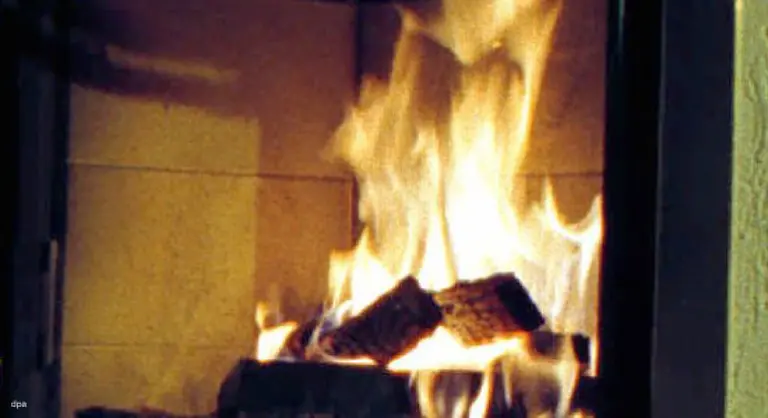 Denn-entgegen-einer-weitverbreiteten-Annahme-sind-im-Haushalt-nicht-Elektrogeraete-die-groessten-Energiefresser-vielmehr-werden-rund-drei-Viertel-der-eingesetzten-Energie-verheizt