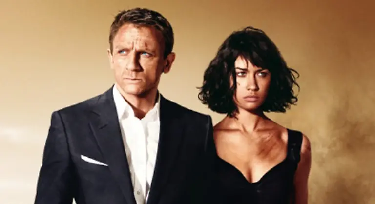 Das-Bond-Girl-von-heute-soll-nicht-nur-huebsches-Beiwerk-sondern-darf-ruhig-eine-gleichwertige-Partnerin-sein