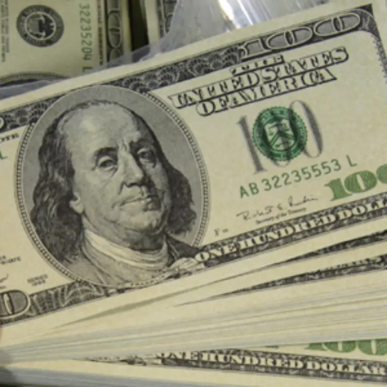 Insgesamt-verfuegte-China-Ende-September-2008-ueber-Devisen-im-Umfang-von-1-9-Billionen-US-Dollar-die-groesste-Reserve-weltweit