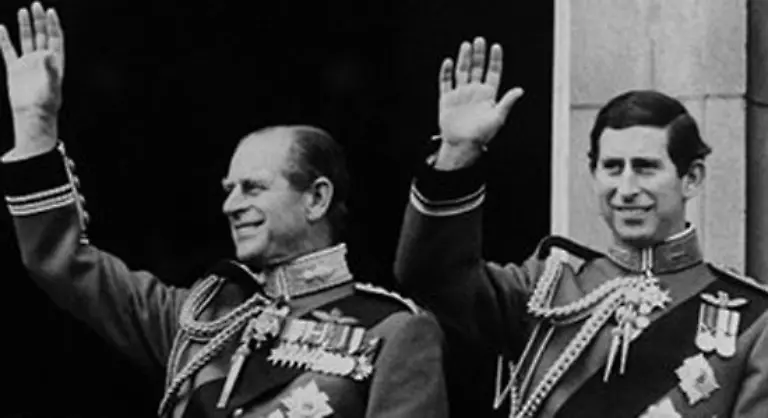 Dass-Daddy-mit-seinem-Pragmatismus-dabei-so-manches-Mal-im-Fettnaepfchen-landete-steht-ja-auf-einem-anderen-Blatt