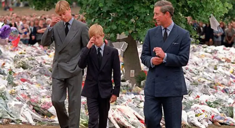 Seinen-Ruf-konnte-er-allerdings-ausgerechnet-nach-Dianas-Tod-aufbessern