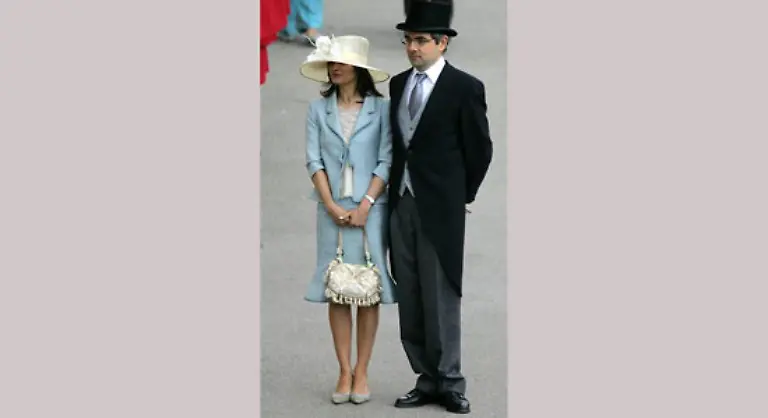 gehoeren-John-Cleese-Rowan-Atkinson-Foto-mit-seiner-Frau-bei-Charles-und-Camillas-Hochzeit-und-Robin-Williams