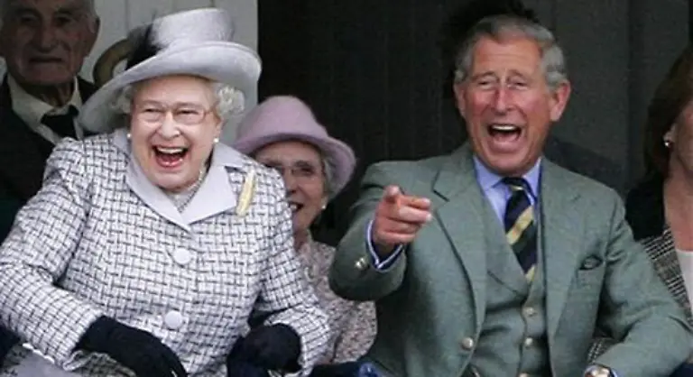 Der-Koenigin-und-dem-Geburtstagskind-blieb-nichts-anderes-uebrig-als-die-Verstossenen-fuer-den-Morgen-darauf-zu-einem-Brunch-zusammen-mit-Charles-und-mehreren-anderen-Royals-ins-Palast-nahe-Nobelhotel-Goring-einzuladen