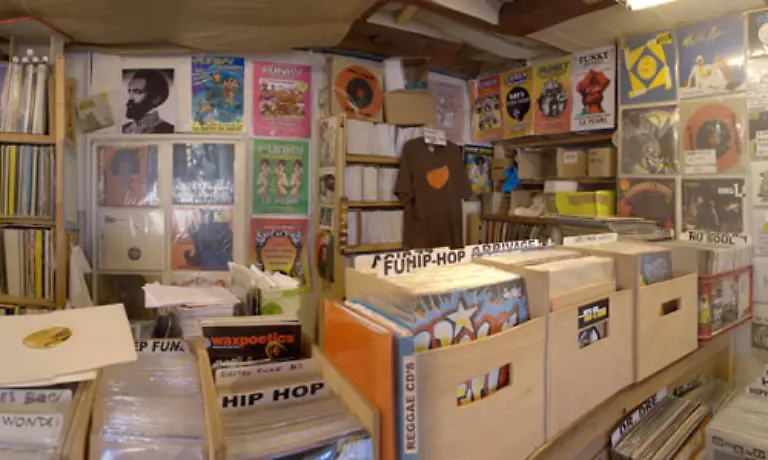 Was-kann-man-also-tun-um-die-Vinyl-Schaetzchen-aus-ihrem-Dornroeschenschlaf-zu-wecken