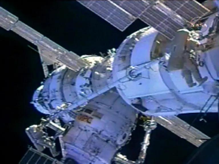 Alle-beteiligten-Nationen-sind-wegen-der-immensen-Kosten-des-Weltraumgrossprojektes-darauf-angewiesen-zu-kooperieren