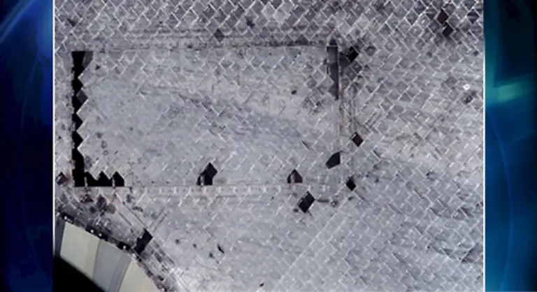 oder-beschaedigte-Kacheln-am-Hitzeschild-2007-liegen-Astronauten-und-Forscher-im-Zeitplan-des-Grossprojekts-um-Jahre-zurueck