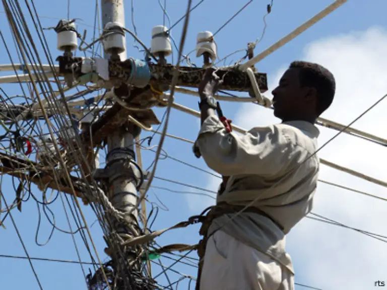 Die-Infrastruktur-in-Somalia-ist-wegen-fehlender-staatlicher-Investitionen-in-einem-katastrophalen-Zustand