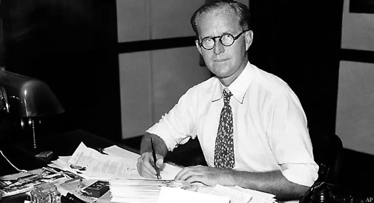 Er-unterstuetzt-aktiv-den-Wahlkampf-von-Franklin-D-Roosevelt-erhaelt-jedoch-nach-dessen-Wahl-keinen-der-begehrten-Ministerposten