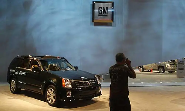 Besonders-hart-getroffen-hat-es-General-Motors-Leere-herrscht-nicht-nur-am-Messestand-sondern-vor-allem-in-den-Kassen-des-einstmals-groessten-Autobauers-der-Welt