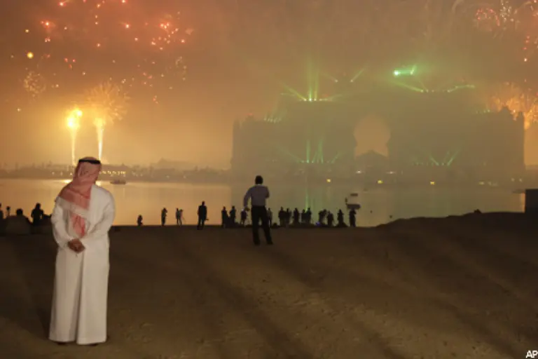 Die-Einweihungsfeier-liess-sich-Bin-Sulayem-einer-der-groessten-Geschaeftsmaenner-der-Vereinigten-Arabischen-Emirate-etwa-16-Millionen-Euro-kosten