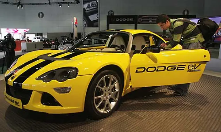 Dann-gibt-es-noch-einen-Elektroflitzer-von-Dodge-Der-EV-hat-einen-268-PS-starken-Elektromotor-mit-einem-Drehmoment-von-650-Newtonmeter-Damit-koennte-sich-der-Dodge-zum-Tesla-Killer-entwickeln-wenn-der-Prototyp-denn-gebaut-wird