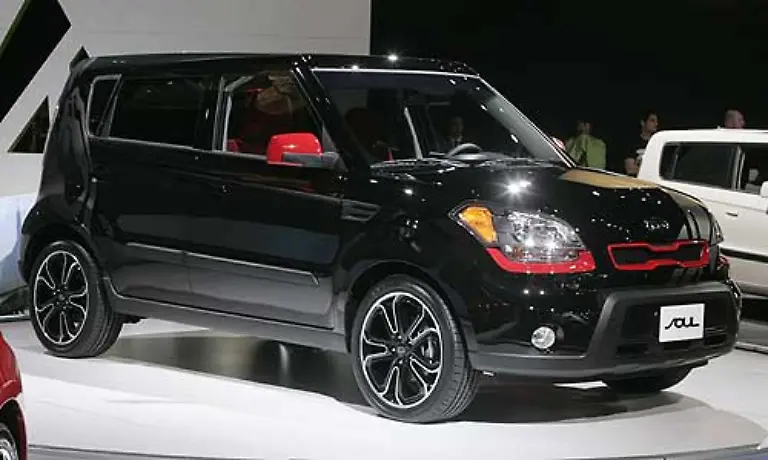 Das-Kasten-Design-ist-im-Kommen-Na-ja-wem-s-gefaellt-Der-Kia-Soul-wird-jedenfalls-ab-2009-gebaut-und-dann-duerfen-die-Kaeufer-ueber-den-Koreaner-entscheiden