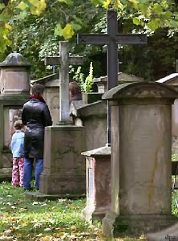 Wegen-ihrer-kulturell-herausragenden-Rolle-stehen-nicht-wenige-Friedhoefe-unter-Denkmalschutz