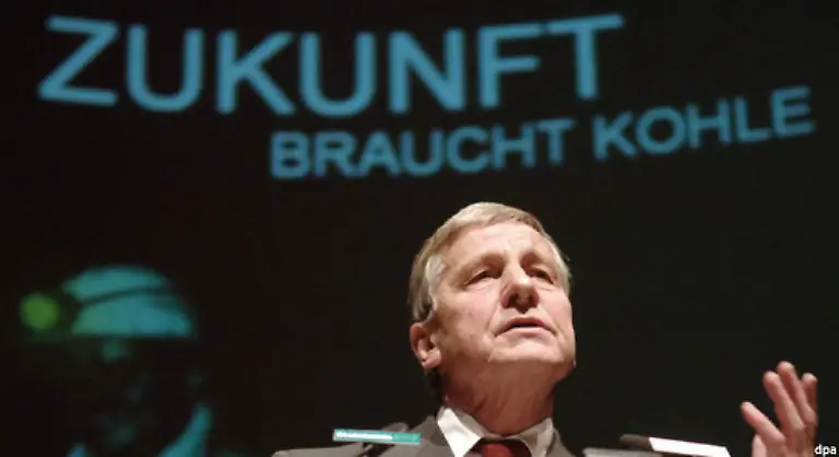 Zuletzt-machte-das-Aufsichtsratsmitglied-einer-RWE-Kraftwerkstochter-mit-der-Forderung-nach-laengeren-Laufzeiten-von-Atomkraftwerken-von-sich-reden