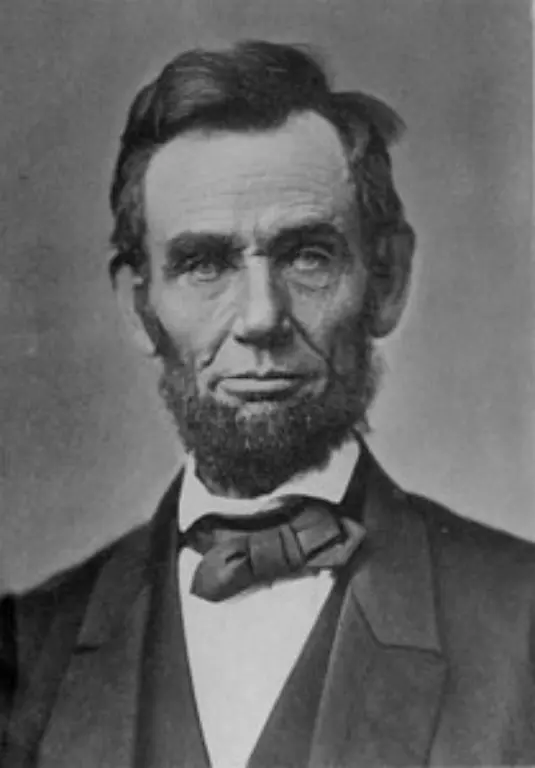 Ein-nationaler-Feiertag-ist-der-Tag-erst-seit-1863-als-Praesident-Abraham-Lincoln-den-letzten-Donnerstag-im-November-zum-offiziellen-Feiertag-erklaerte