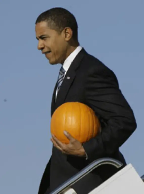 Da-der-Herbst-in-den-USA-von-Halloween-und-Thanksgiving-dominiert-ist-ist-die-Vorweihnachtszeit-tatsaechlich-kuerzer-als-in-Deutschland