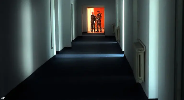 Und-dann-gibt-es-noch-die-Globalisierung-der-Menschenrechtsverletzungen-die-sich-laut-amnesty-international-nirgendwo-deutlicher-zeigt-als-in-der-Praxis-der-ausserordentlichen-Ueberstellungen