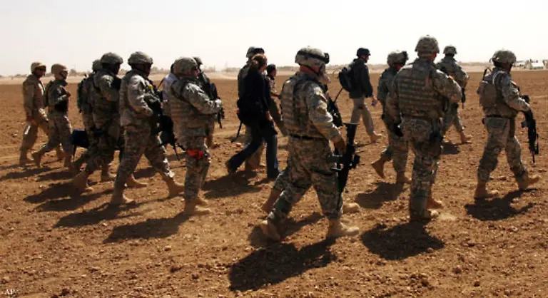 Sie-laesst-Menschen-entfuehren-inhaftieren-oder-foltern-entweder-durch-ihre-eigenen-Mitarbeiter-oder-mit-Unterstuetzung-so-unterschiedlicher-Staaten-wie-Afghanistan-Gambia-Pakistan-und-Jordanien