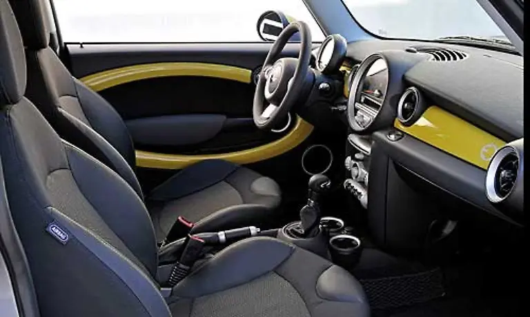 Ein-Mini-waere-aber-kein-Mini-wenn-er-nicht-auch-stylisch-waere-Die-Lifestyle-Komponente-erklaert-einen-grossen-Teil-des-Erfolges-des-Insel-Exportes