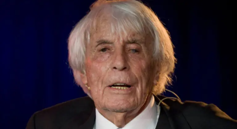 Am-5-Dezember-ist-es-schon-das-105-Wiegenfest-fuer-den-Dandy-des-Jahrhunderts