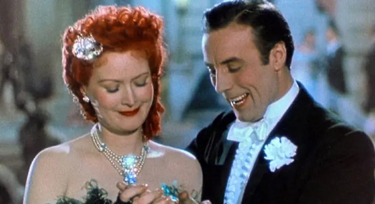 Ein-Millionenpublikum-lag-dem-gut-aussehenden-Backfischidol-wie-das-damals-hiess-seit-seinen-ersten-Auftritten-1934-in-Wien-und-ein-Jahr-spaeter-in-Berlin-zu-Fuessen