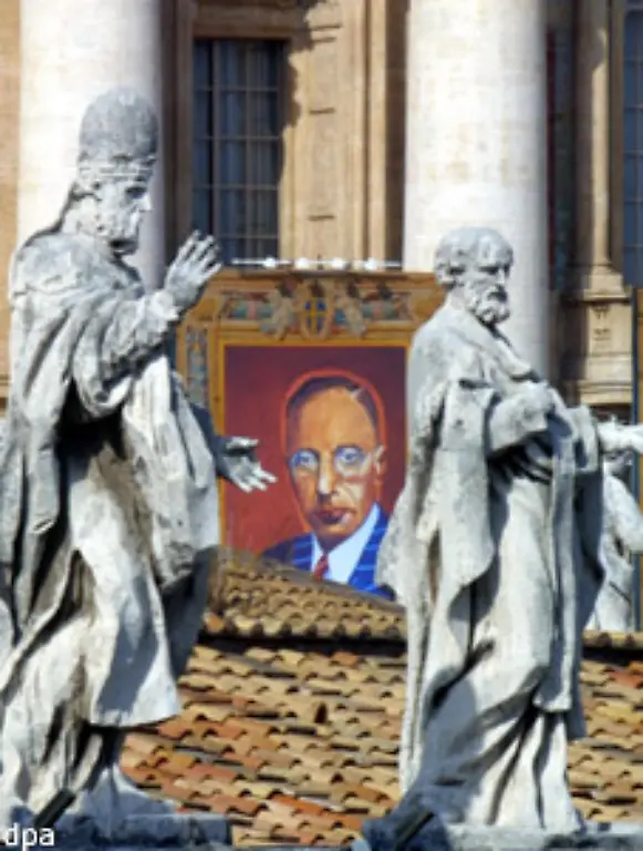 Bischof-Nikolaus-von-Myra-wurde-wahrscheinlich-zwischen-270-und-286-in-Patara-geboren-und-starb-angeblich-am-6-Dezember-326-oder-345-oder-351-in-Myra-Kleinasien-heute-Demre-Tuerkei