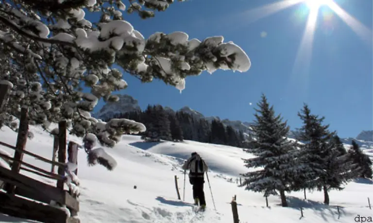 Super-sooo-viel-Licht-Und-weil-Schnee-liegt-wird-s-auch-noch-von-allen-Seiten-reflektiert