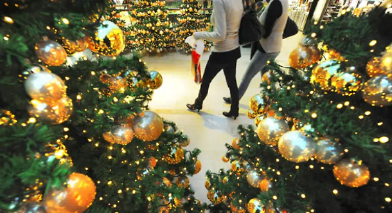 Eine-Flut-von-Umfragen-versucht-das-alljaehrlich-zu-ergruenden