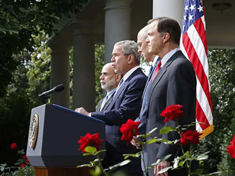 Freitag-19-September-2008-In-Washington-bluehen-noch-die-Rosen-Nach-einer-katastrophalen-Boersenwoche-spricht-Praesident-Bush-im-Garten-des-Weissen-Hauses-zur-Lage-der-US-Wirtschaft