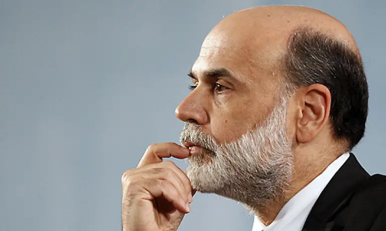 Bernanke-weiss-dass-er-schon-laengst-geldpolitisches-Neuland-betreten-hat-Auf-seinen-Schultern-ruht-die-Last-der-Verantwortung-schwerer-als-er-es-sich-vor-dem-Amtsantritt-vorgestellt-haben-mag