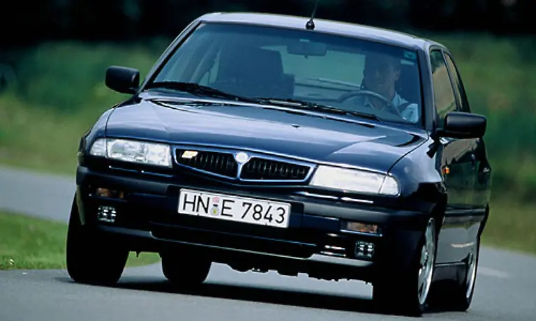 Mit-der-Neuauflage-1993-kam-nichts-Gutes-hinterher-Einen-Einsatz-im-Rallye-Sport-gab-es-nicht-mehr-und-alle-Modelle-hatten-ausschliesslich-Frontantrieb