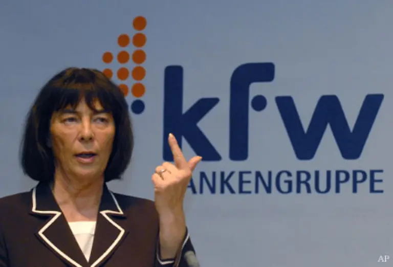 Ingrid-Matthaeus-Maier-Vorstandssprecherin-der-KfW-Bankengruppe-tritt-am-7-April-zurueck-Sie-zieht-damit-Konsequenzen-aus-dem-Debakel-der-IKB-an-der-die-Staatsbank-beteiligt-ist-2007-weist-die-KfW-einen-Verlust-von-rund-6-2-Mrd-Euro-aus