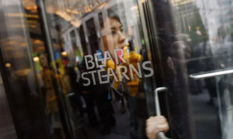 16-Maerz-In-einer-Notaktion-uebernimmt-die-Grossbank-JP-Morgan-Chase-die-wankende-US-Investmentbank-Bear-Stearns-der-Auftakt-zum-Ende-der-Investmentbanken-Aera