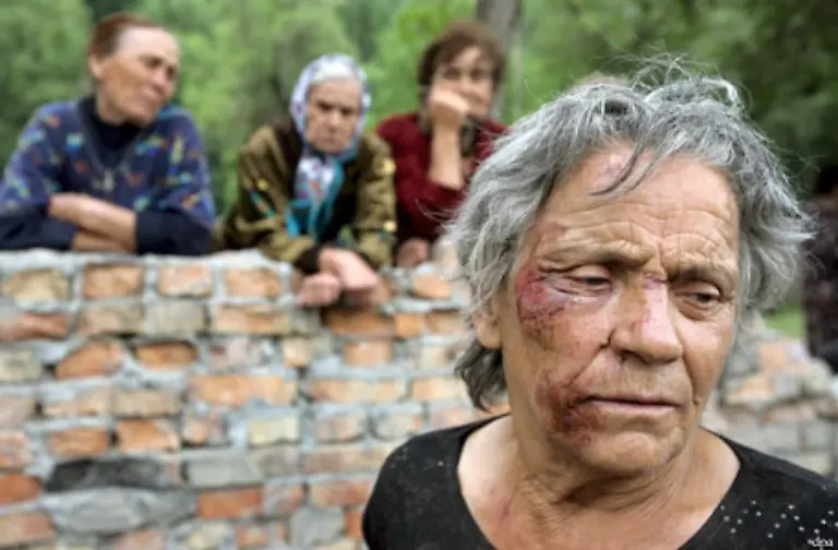 7-August-Georgische-Truppen-ruecken-in-die-abtruennige-Region-Suedossetien-ein-Russische-Truppen-marschieren-daraufhin-in-Georgien-ein-Der-Konflikt-um-das-von-Russland-unterstuetzte-Gebiet-erreicht-kriegsaehnliche-Ausmasse