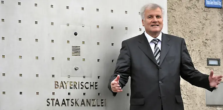 Ende-Oktober-wird-der-fruehere-Bundesagrarminister-Horst-Seehofer-neuer-Ministerpraesident-und-CSU-Chef