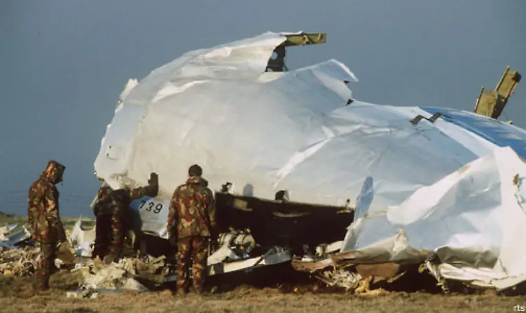 Eine-Bombe-hatte-die-Boeing-747-in-10-000-Metern-Hoehe-zerrissen