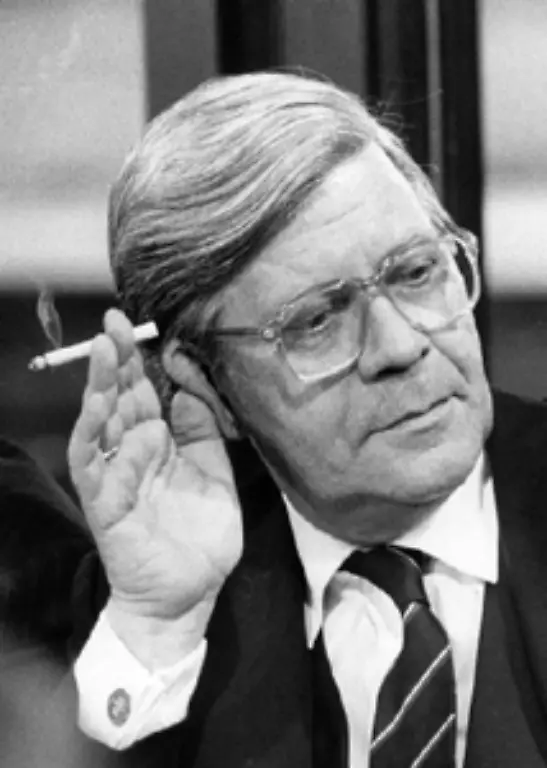 Zwei-Begriffe-kennzeichnen-Helmut-Schmidts-Lebensweg-Pflicht-und-Verantwortung