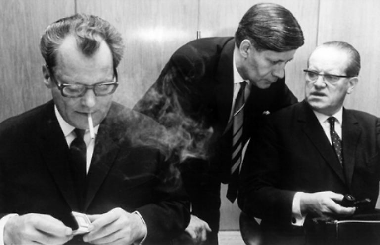 ... stehen an der SPD-Spitze drei Männer, deren Verhältnis für beinahe mystische Spekulationen sorgt: