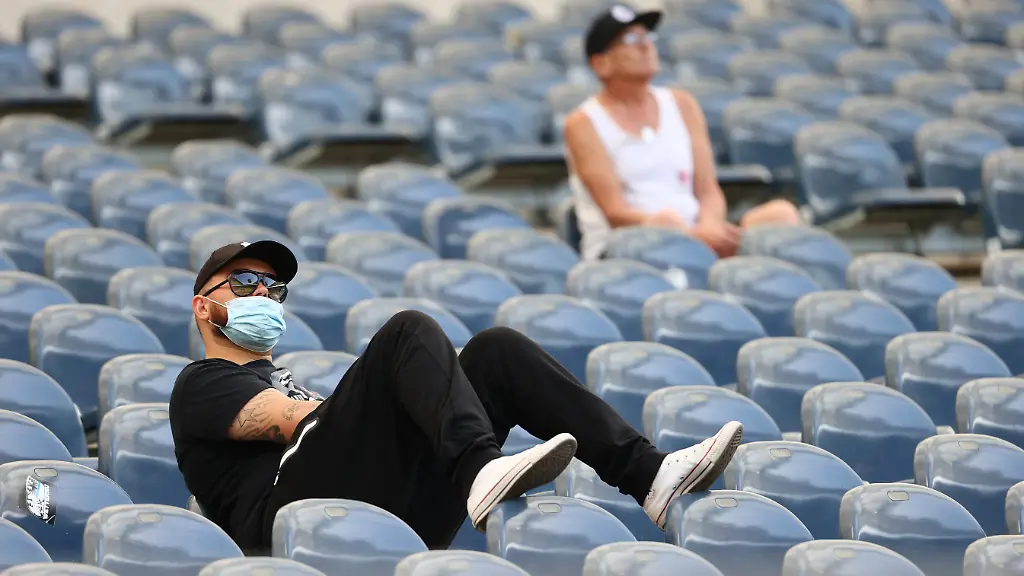 981a7e49fe5f142cf66f04e660823ee1