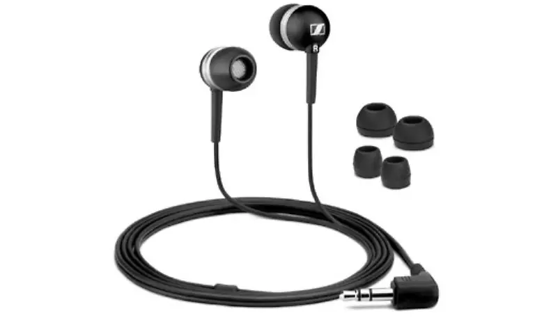 Vielleicht-hat-der-zu-Beschenkende-ja-schon-einen-MP3-Player-Dann-sind-die-Kopfhoerer-CX-300-von-Sennheiser-genau-das-Richtige-denn-sie-verbessern-den-Klang-von-jedem-Abspielgeraet-Fuer-rund-30-Euro-sind-sie-ausserdem-ein-recht-guenstiges-Praesent
