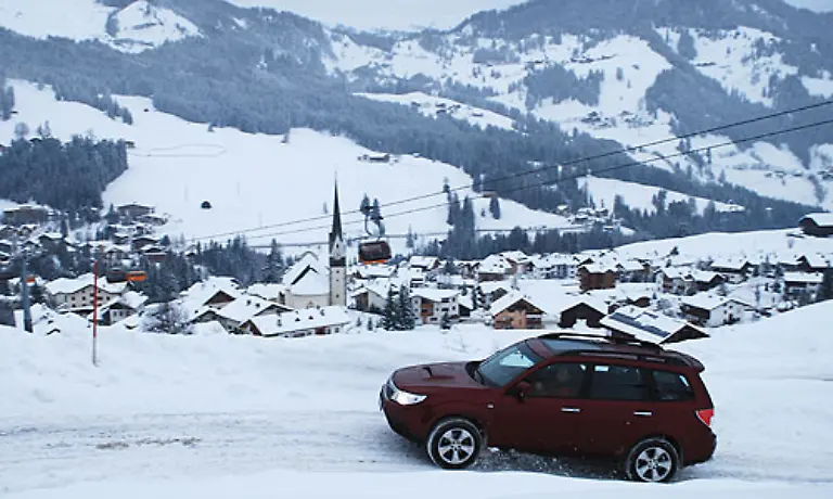 Der-Boxer-Motor-eine-Besonderheit-im-Testfeld-zeigt-sich-aeusserst-gutmuetig-und-drehmomentstark-im-unteren-Drehzahlbereich